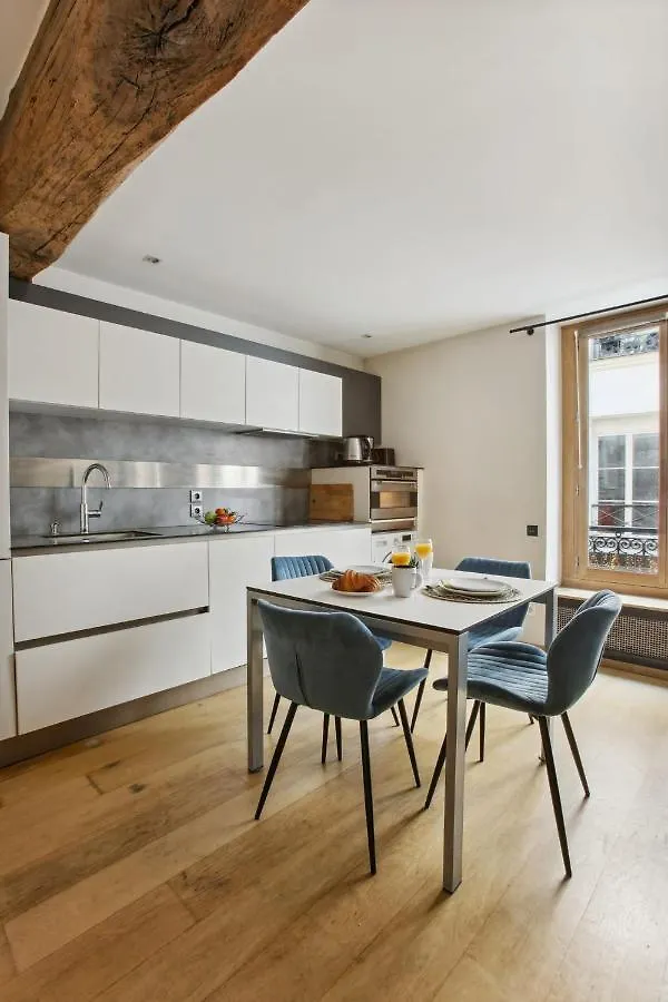 Saint Germain - Mabillon Paris City Apartment Франция
