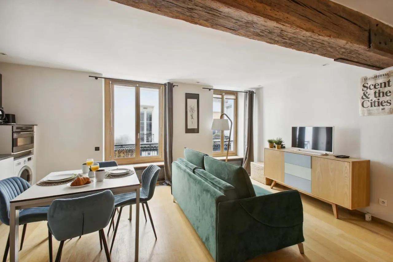 Saint Germain - Mabillon Paris City Apartment Fransa